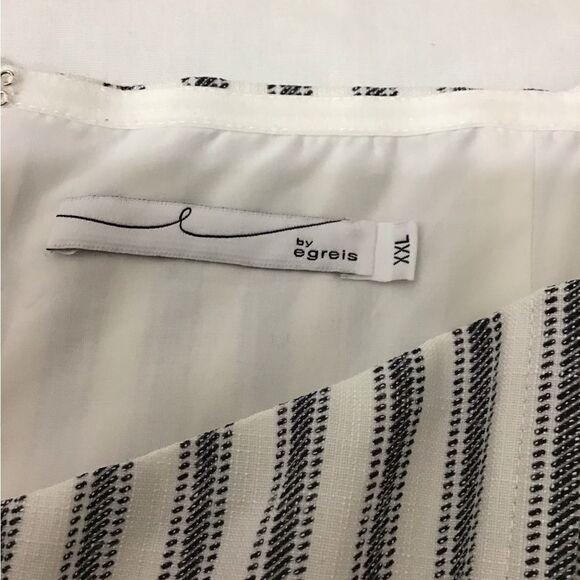 by egreis Stripe Short Sleeve Flare Top Size XXL - Picture 5 of 12